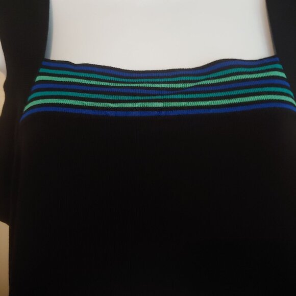 Exclusively Misook Womens Med Black Blue Tone Stripes Stretch Acrylic Shell Tank - Picture 3 of 9